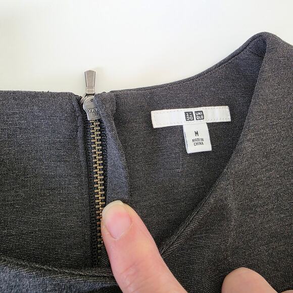 Uniqlo Black Sleeveless Shift Dress Womens Size M Gray Minimalist Rayon Blend - Picture 8 of 11